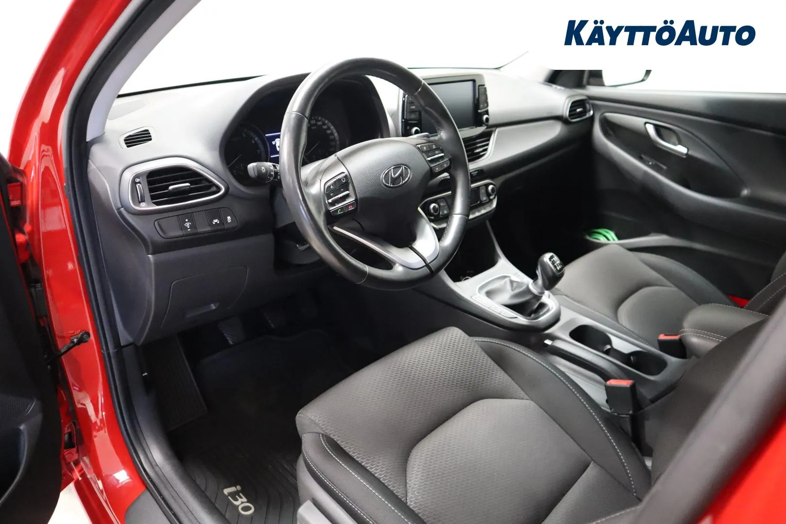 HYUNDAI i30 Fastback EOA-719 carousel image