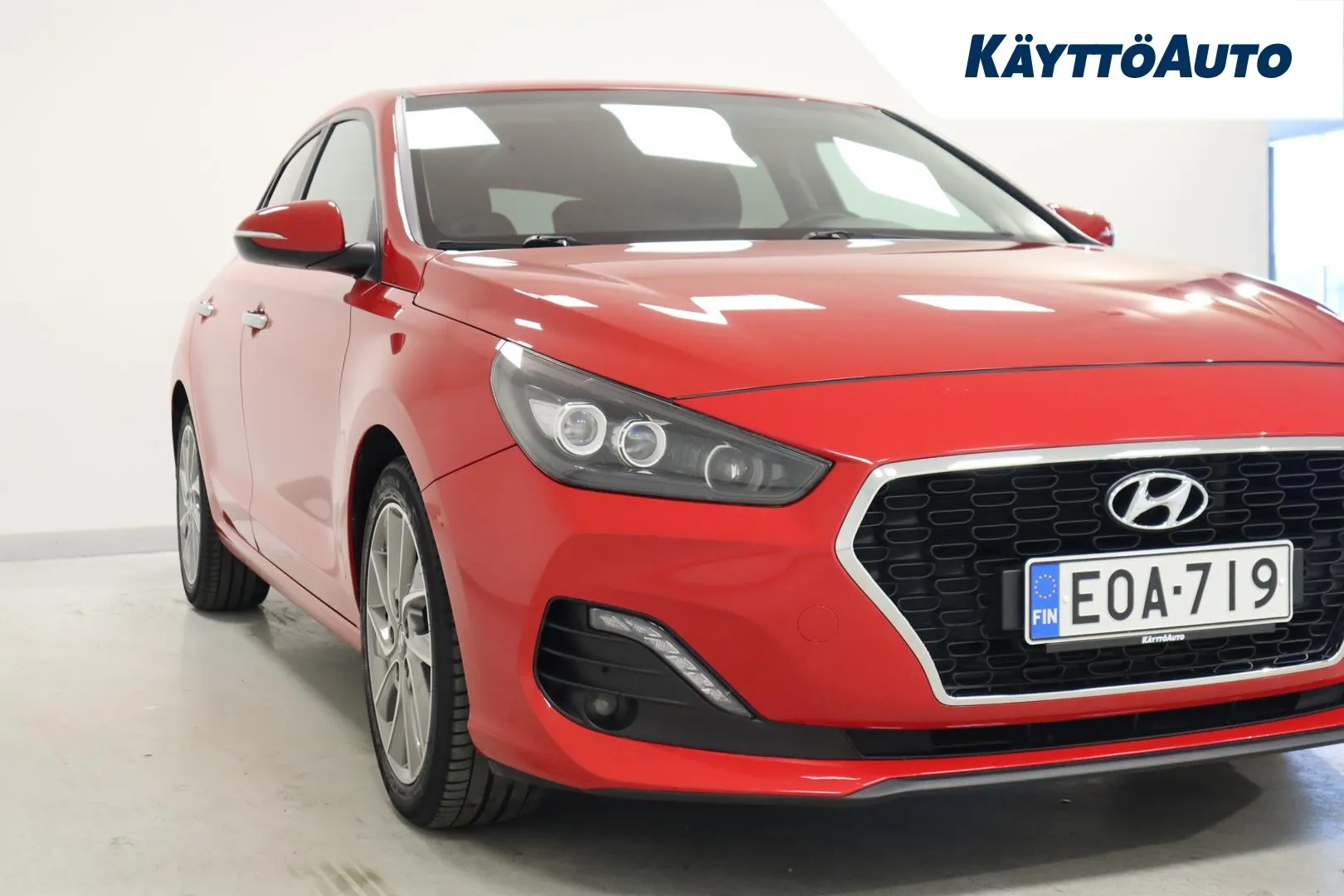 HYUNDAI i30 Fastback EOA-719 carousel image