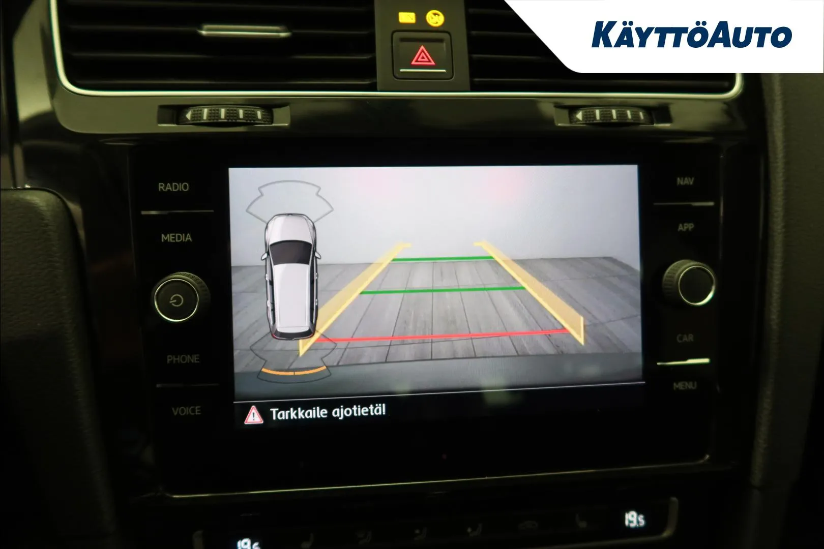 VOLKSWAGEN Golf JKX-965 carousel image