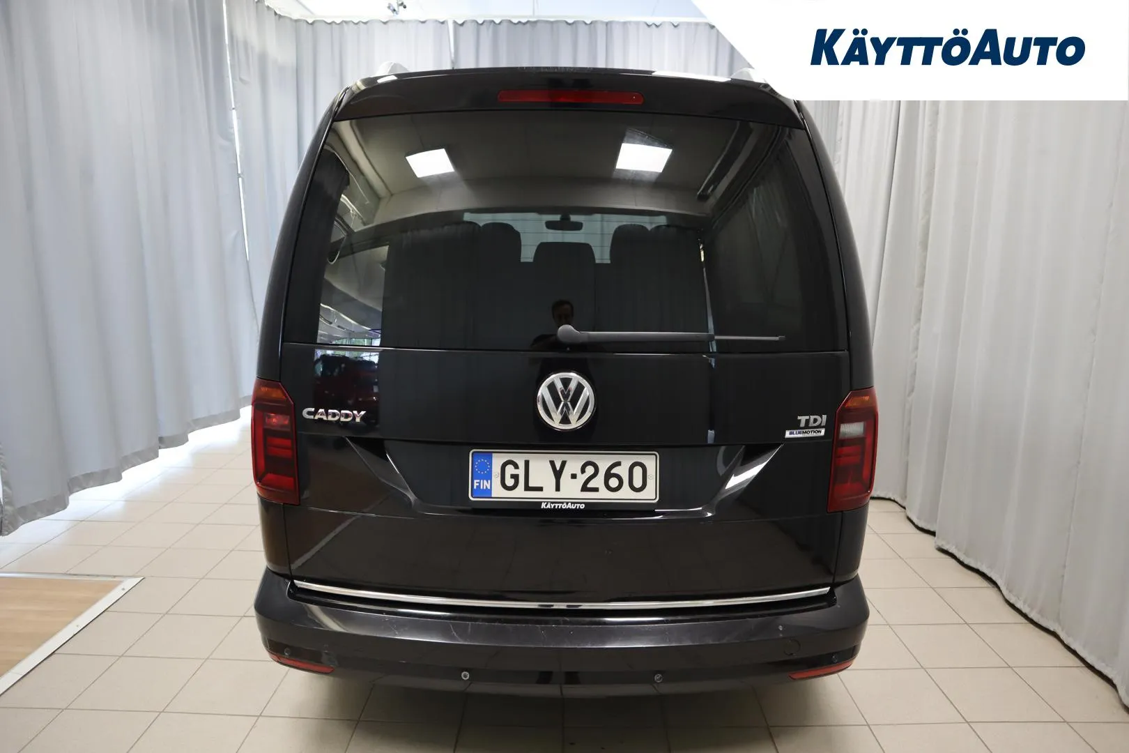 VOLKSWAGEN Caddy Maxi GLY-260 carousel image