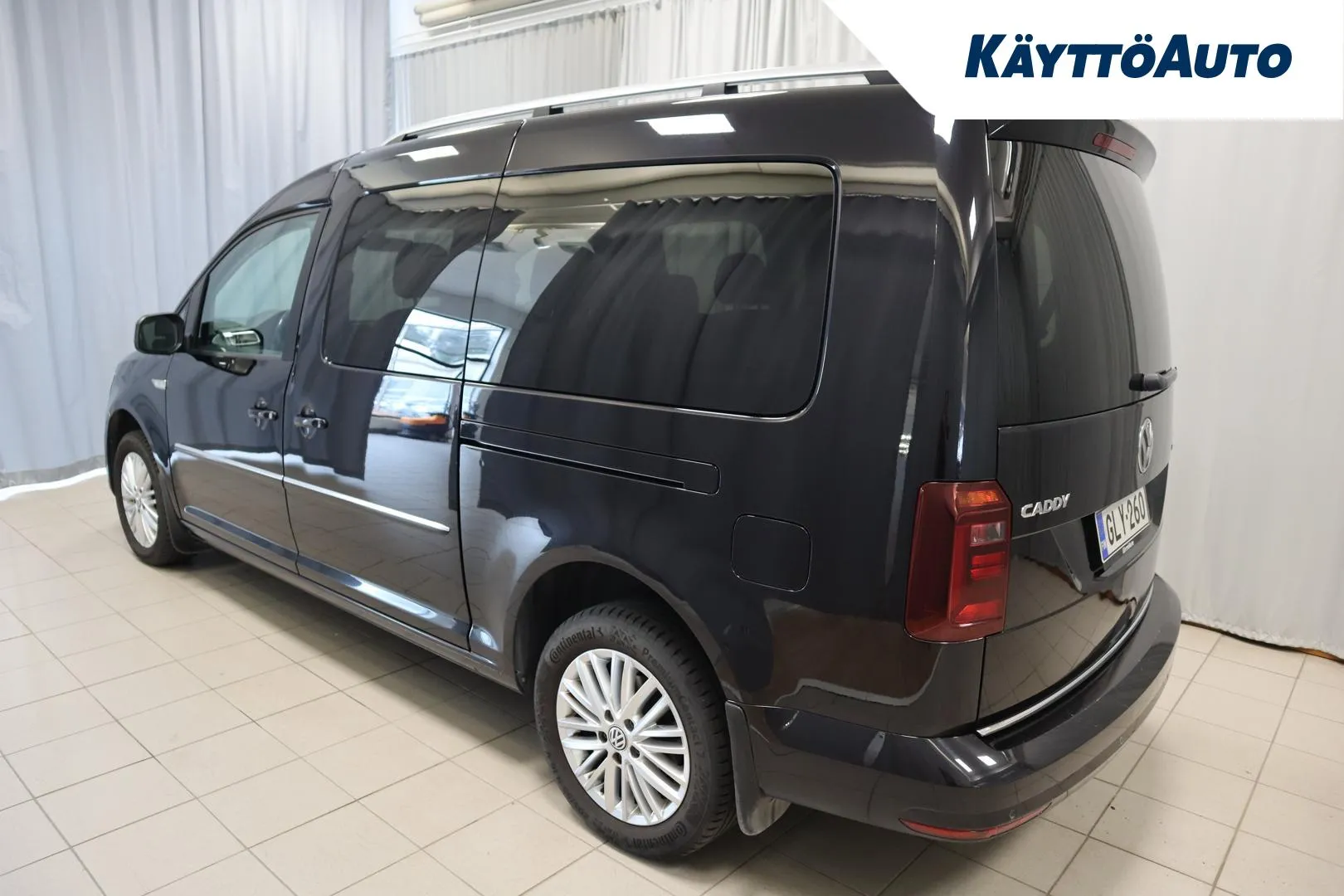 VOLKSWAGEN Caddy Maxi GLY-260 carousel image