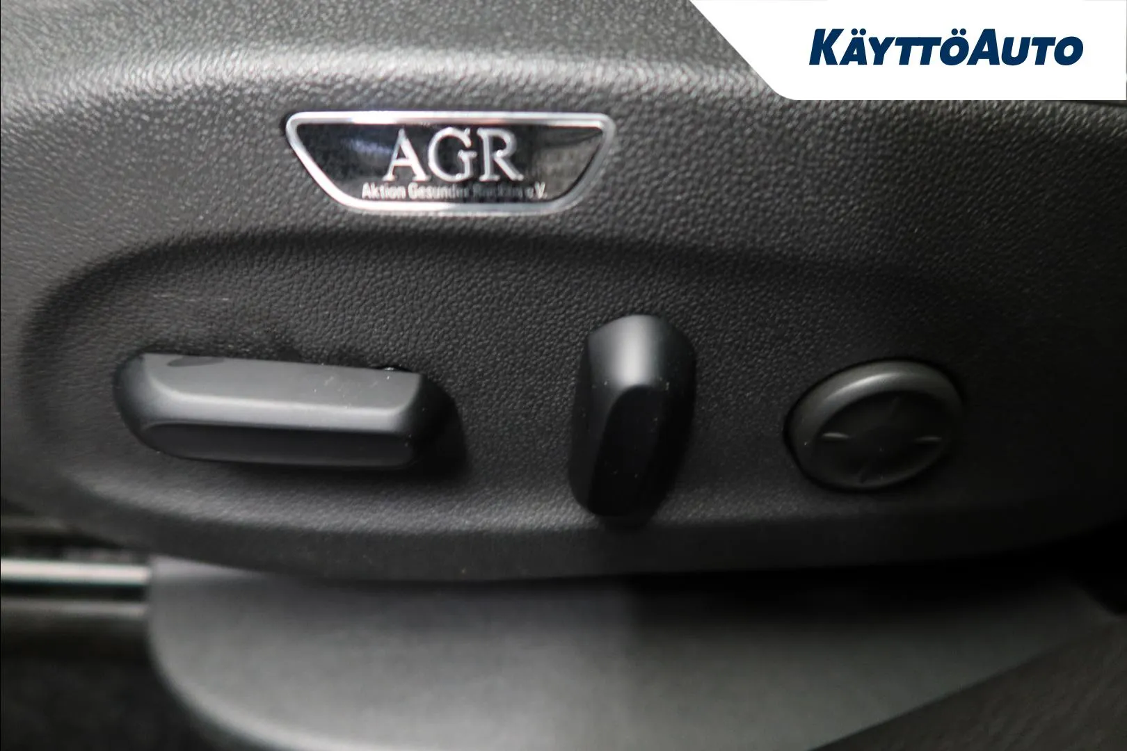 Opel Astra GNU-314 carousel image