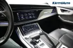 AUDI Q8 XVU-592 carousel thumbs