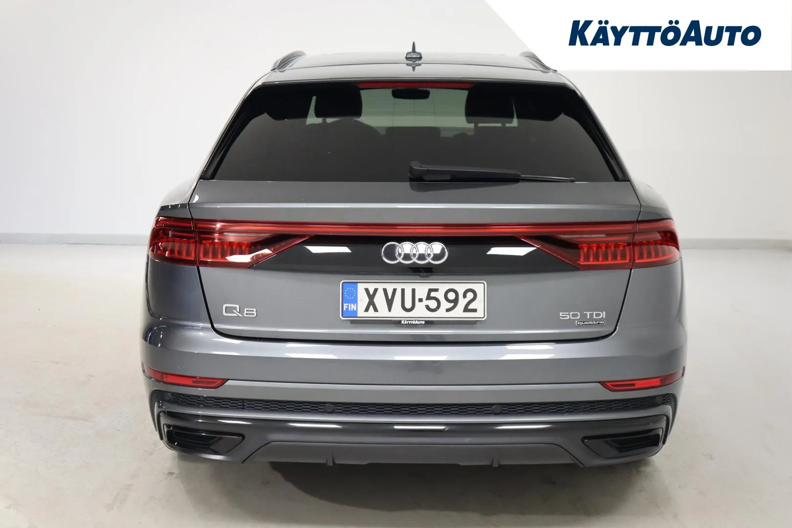 AUDI Q8 XVU-592 carousel image