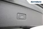 AUDI Q8 XVU-592 carousel thumbs