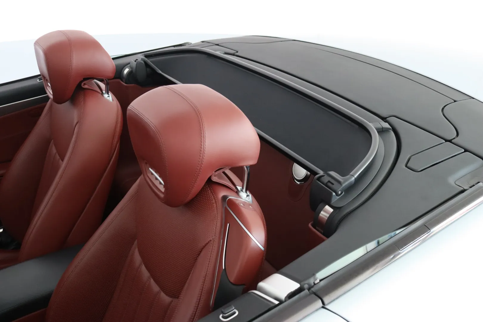 MERCEDES-BENZ SL YVV-763 carousel image
