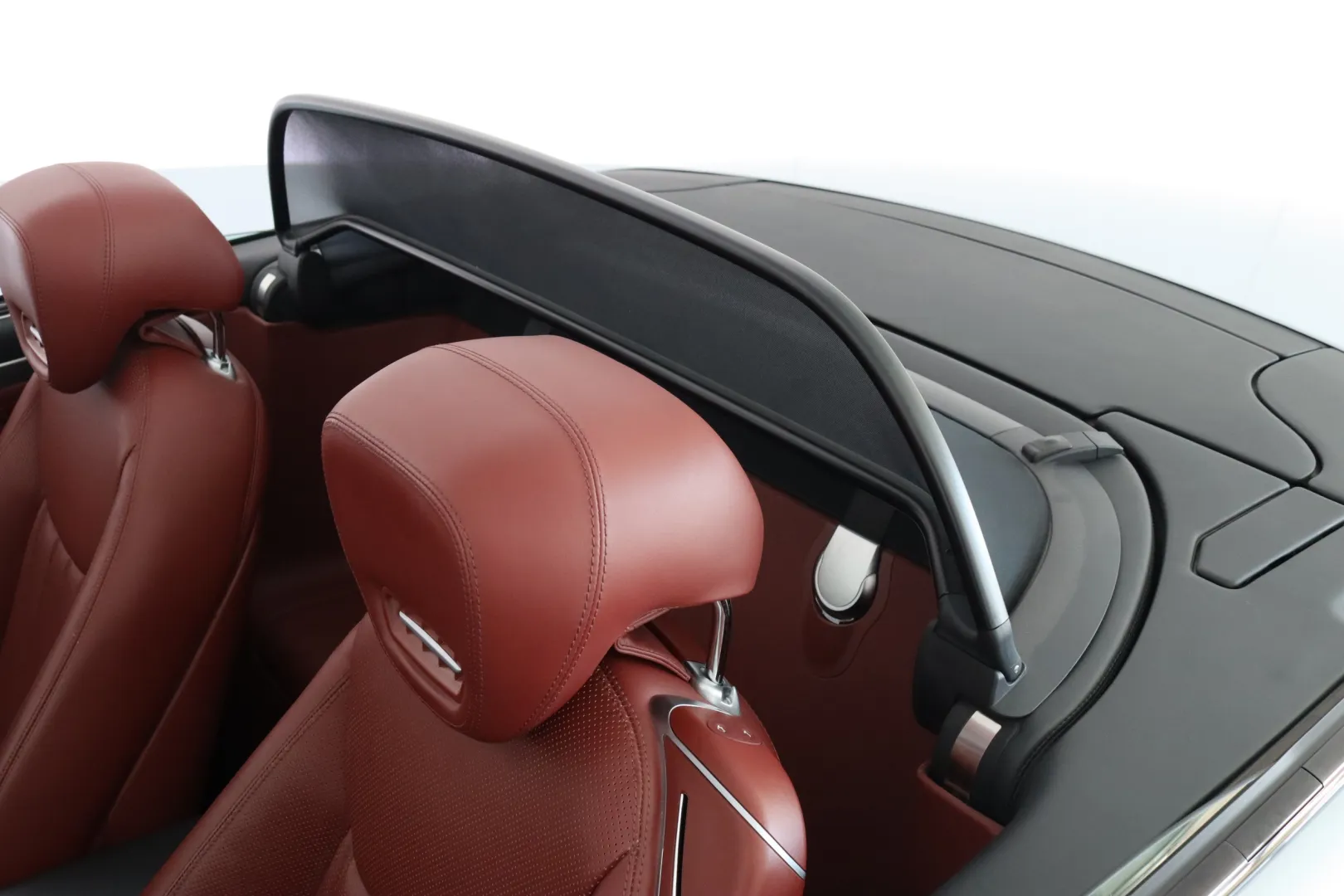 MERCEDES-BENZ SL YVV-763 carousel image