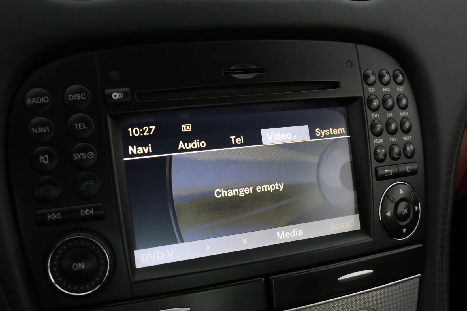 MERCEDES-BENZ SL YVV-763 carousel image
