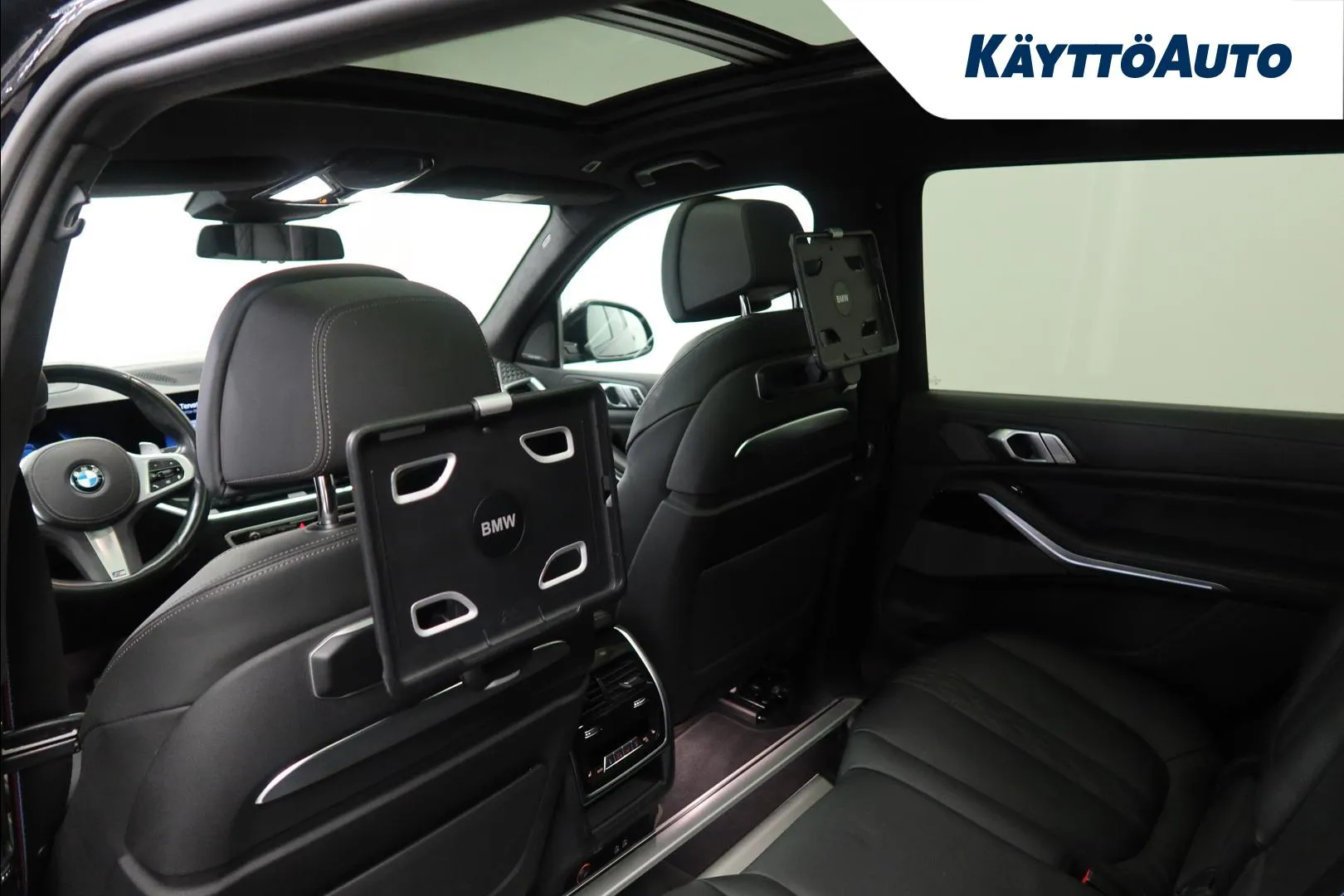 BMW X7 NNC-120 carousel image
