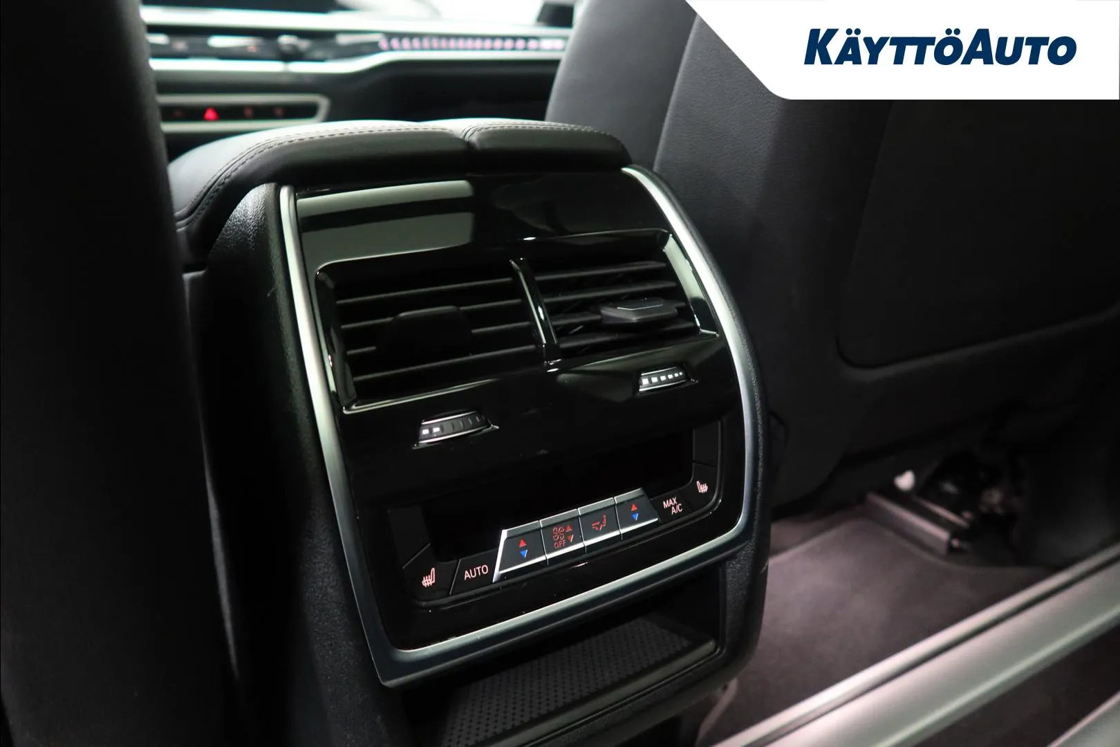 BMW X7 NNC-120 carousel image