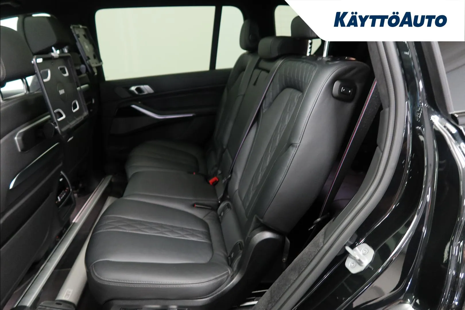 BMW X7 NNC-120 carousel image