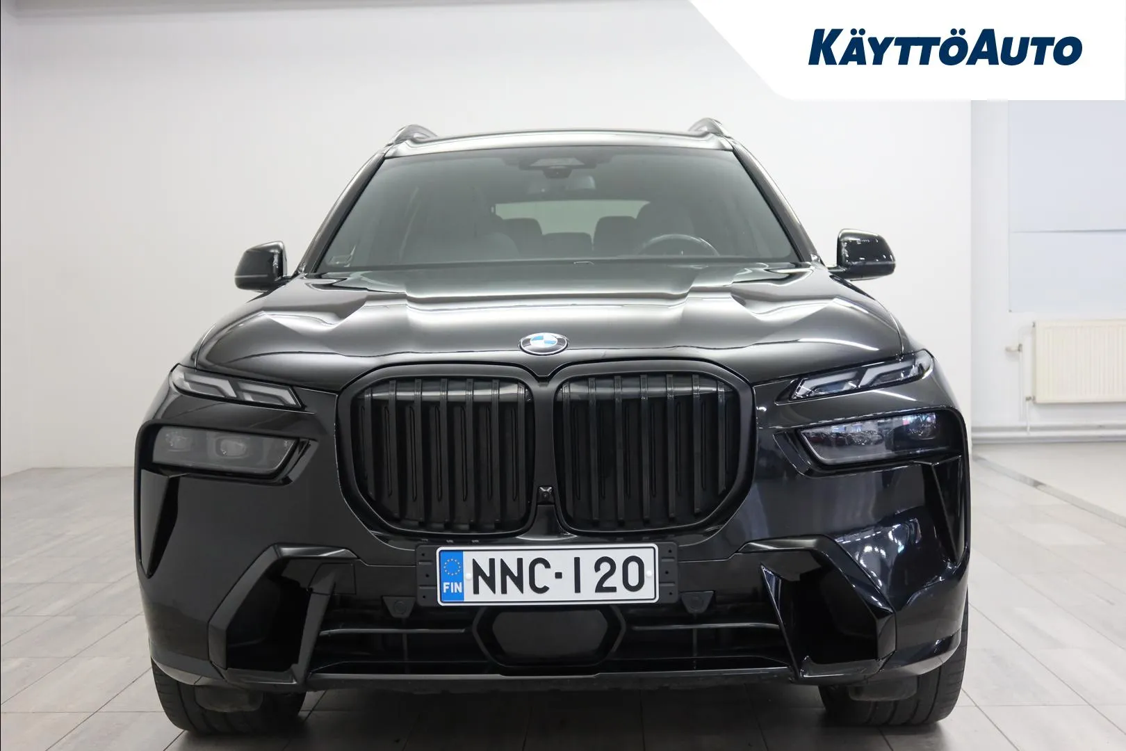 BMW X7 NNC-120 carousel image