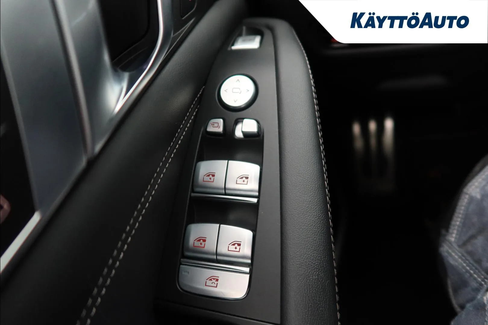 BMW X7 NNC-120 carousel image