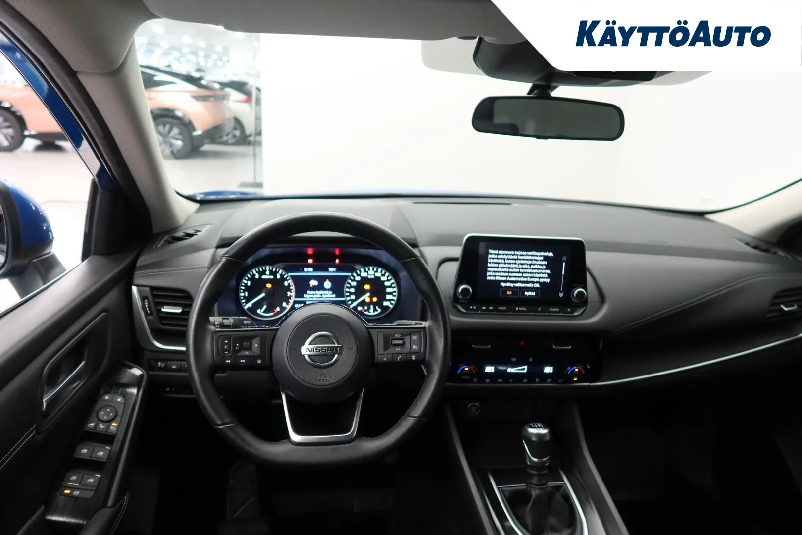 Nissan Qashqai OZC-710 carousel image
