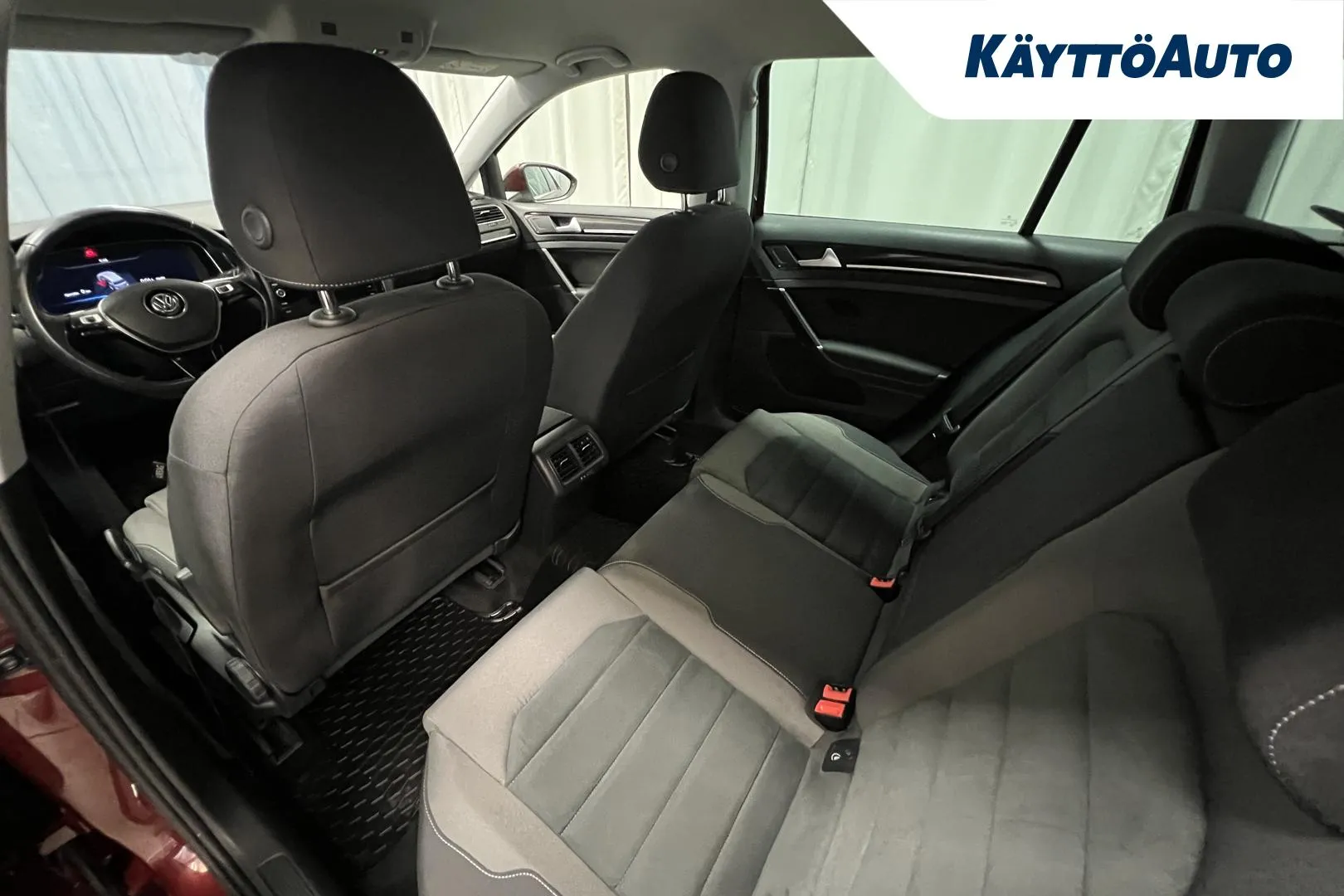 VOLKSWAGEN Golf NLR-924 carousel image