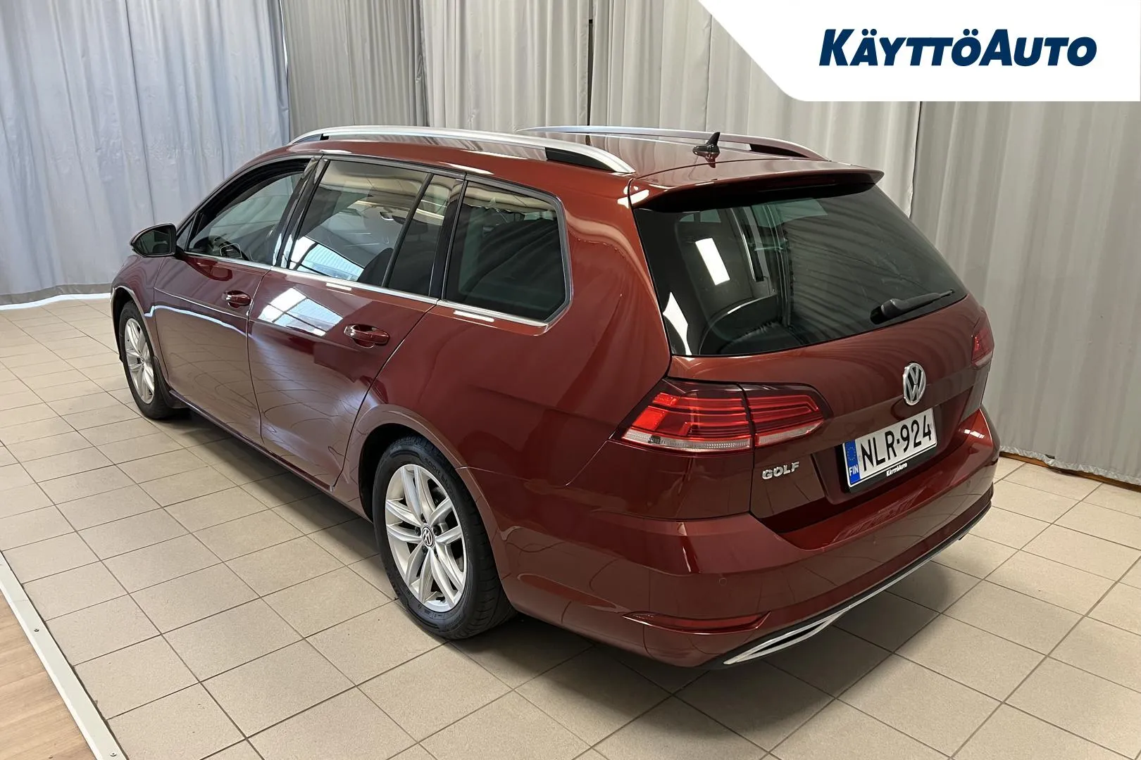 VOLKSWAGEN Golf NLR-924 carousel image