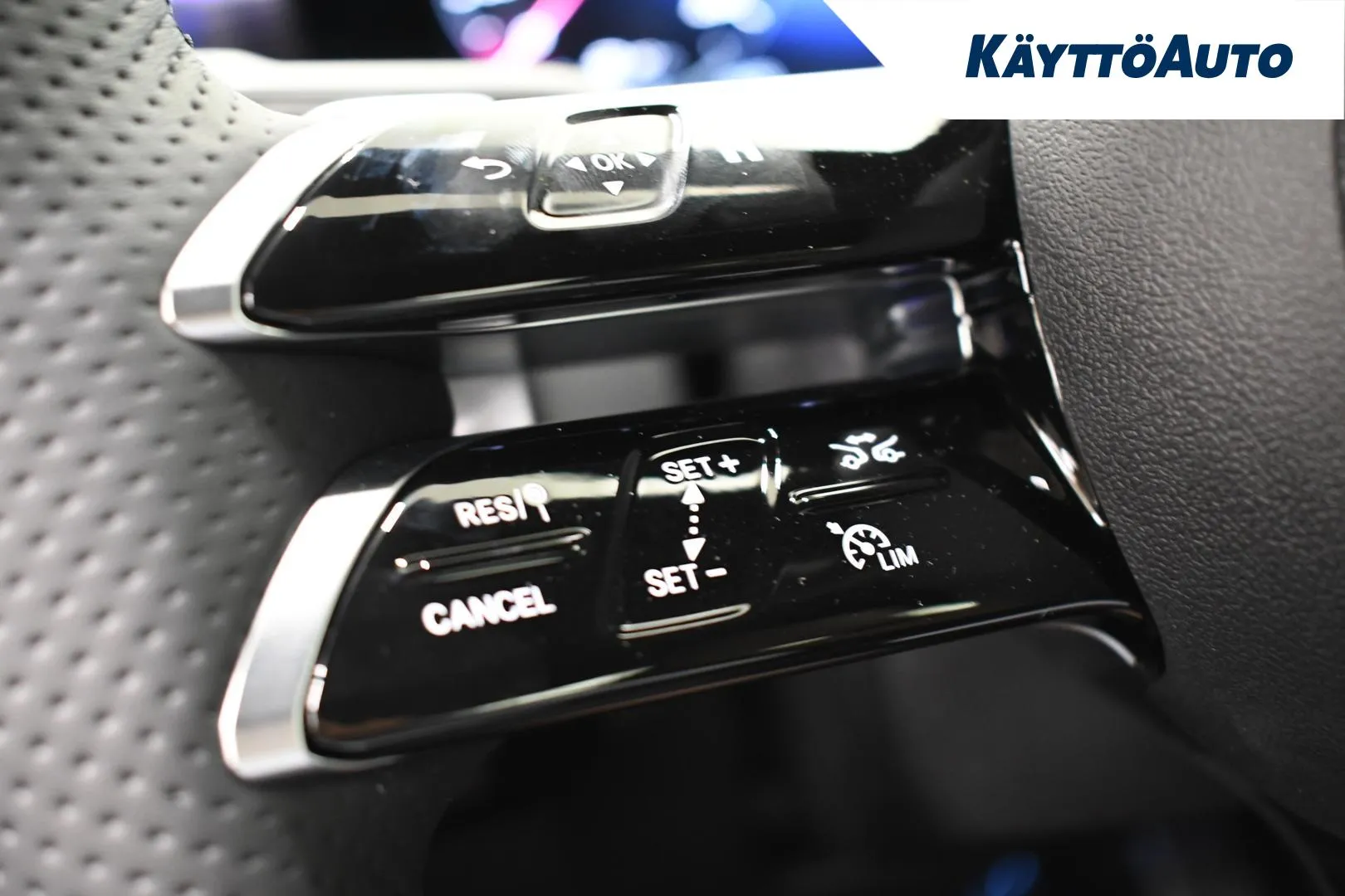 Mercedes-Benz CLA EUT-456 carousel image