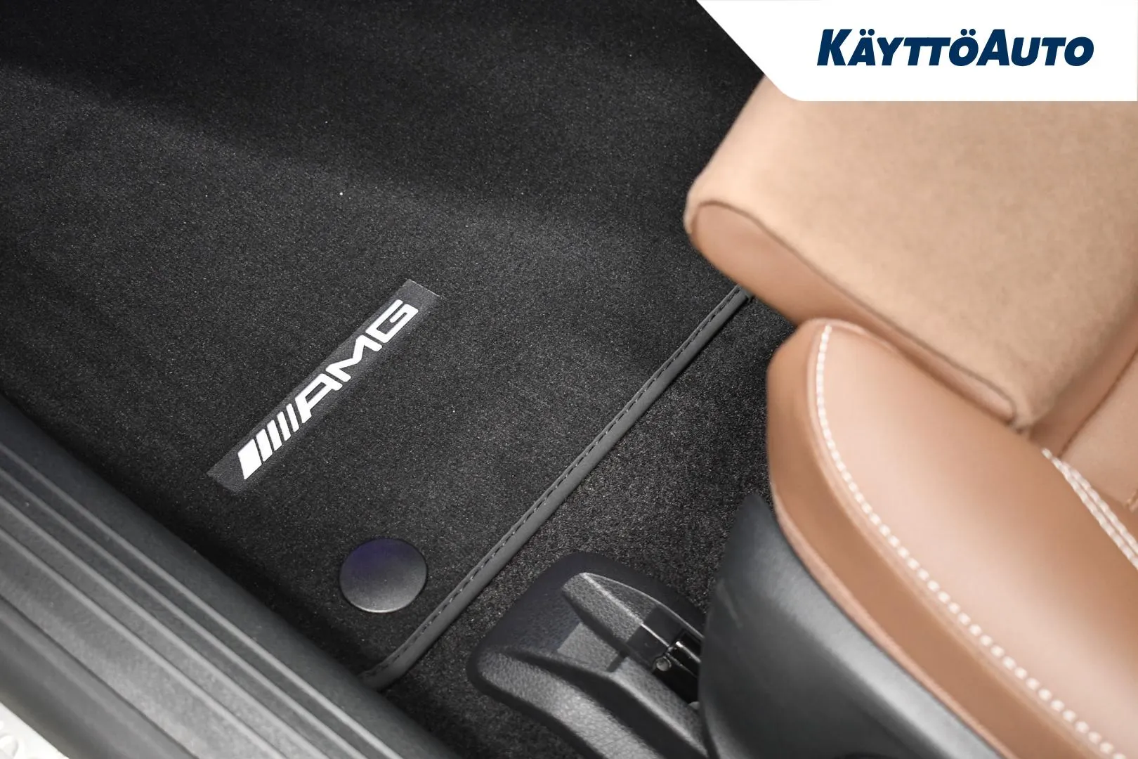 Mercedes-Benz CLA EUT-456 carousel image