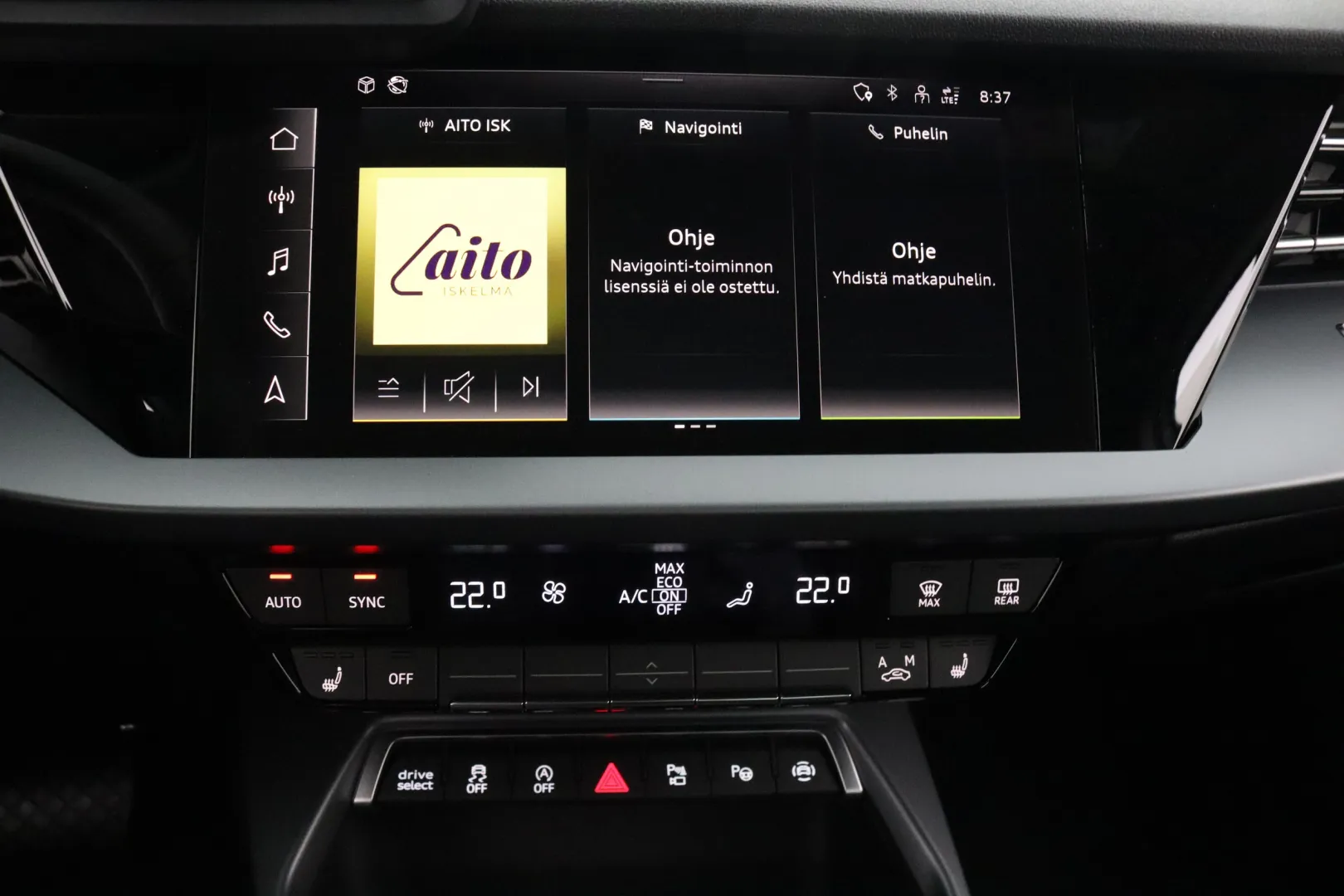 Audi A3 YZZ-305 carousel image
