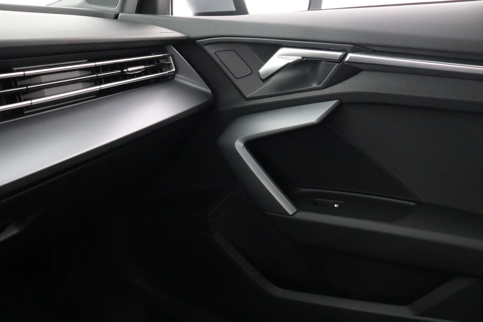 Audi A3 YZZ-305 carousel image