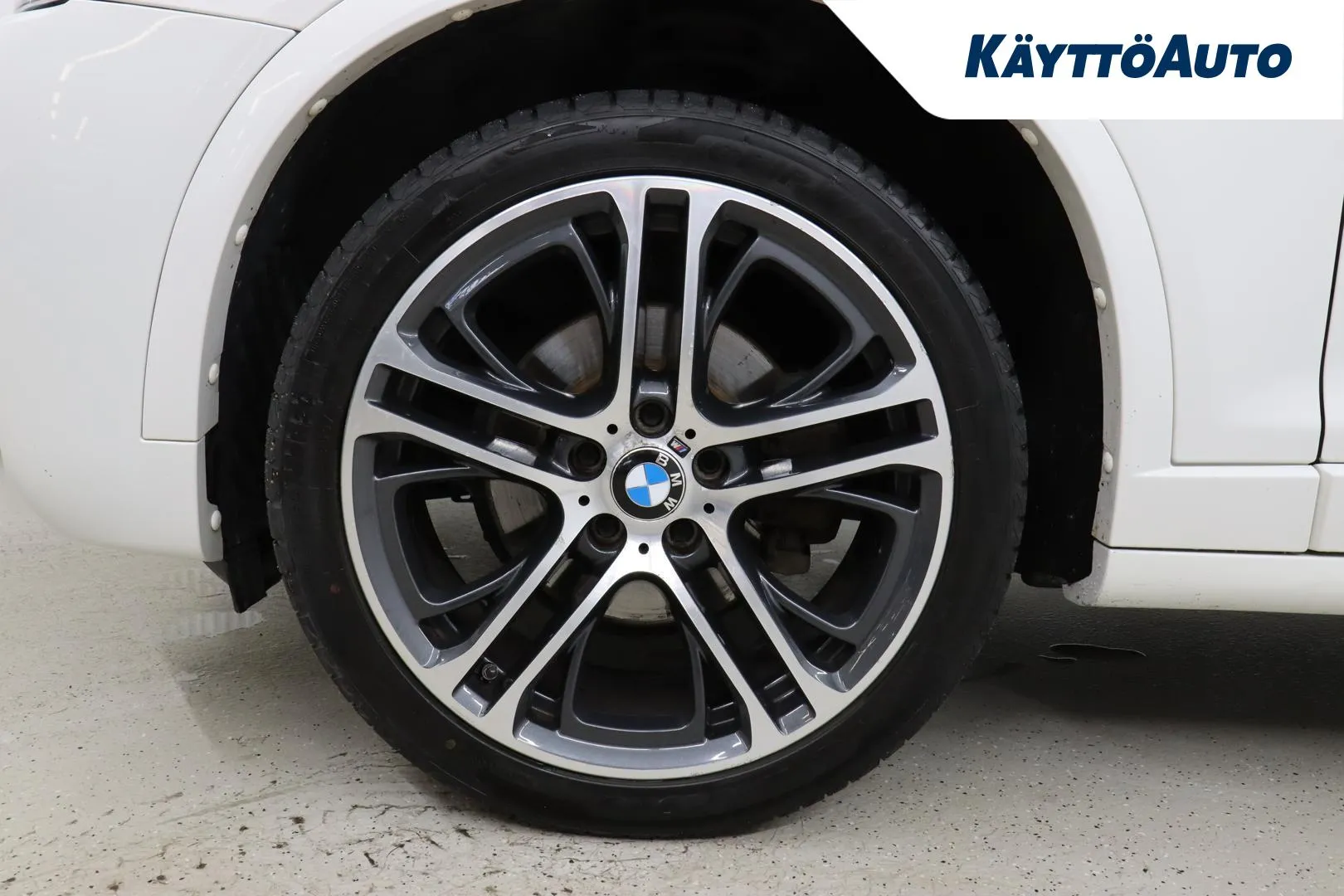 BMW X4 KTK-743 carousel image