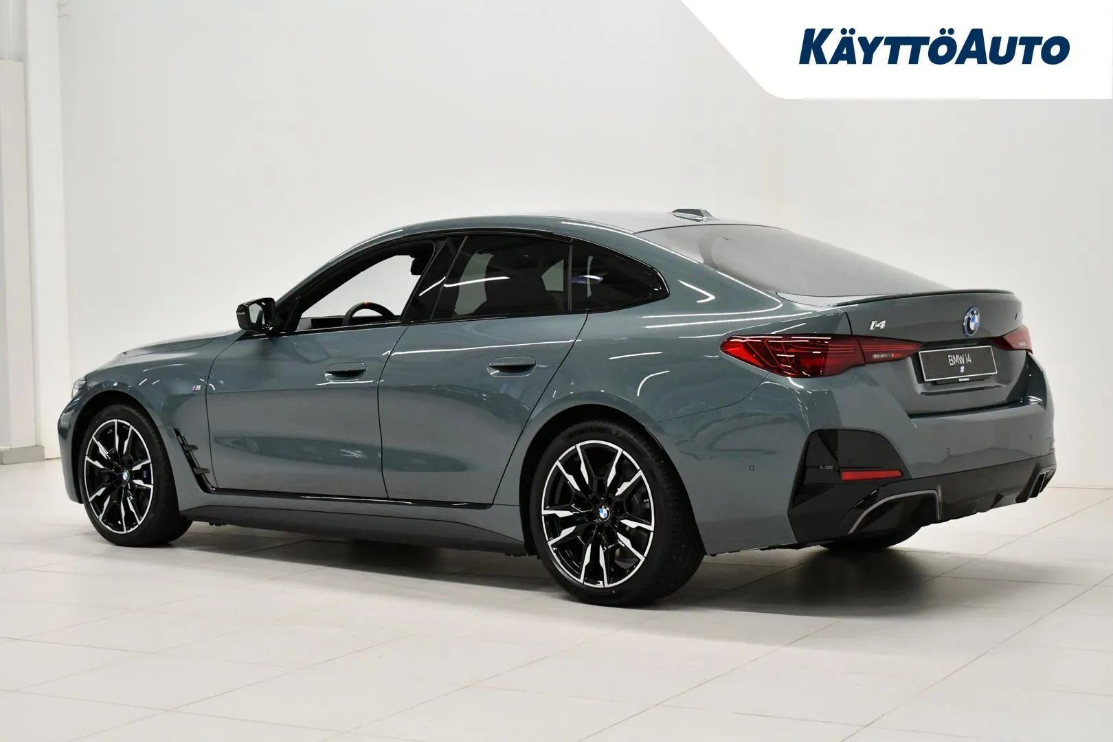 BMW i4 CSL-302 carousel image