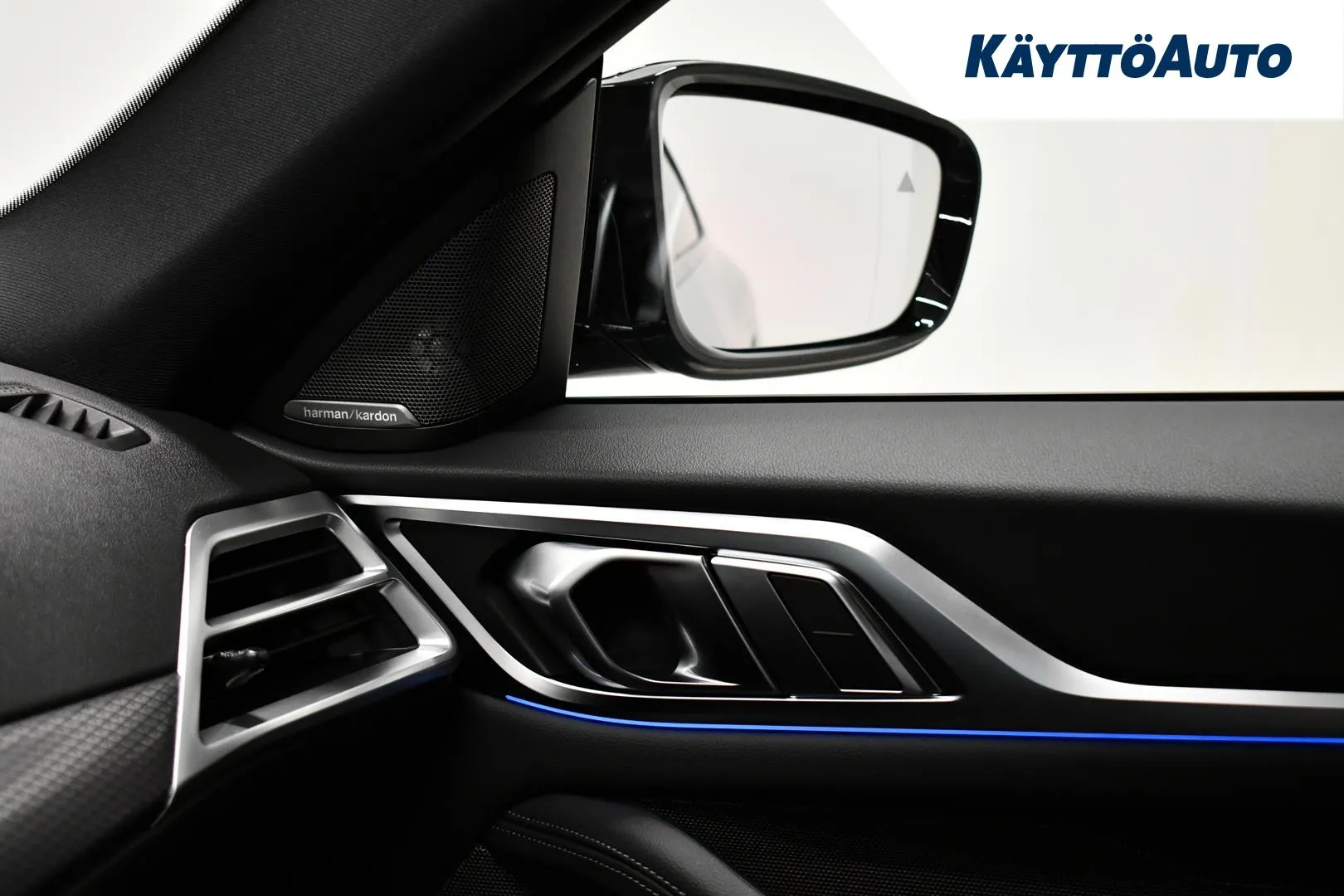 BMW i4 CSL-302 carousel image