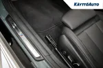 BMW i4 CSL-302 carousel thumbs