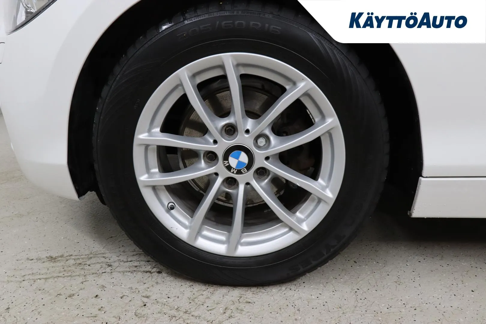 BMW 116 ILT-648 carousel image