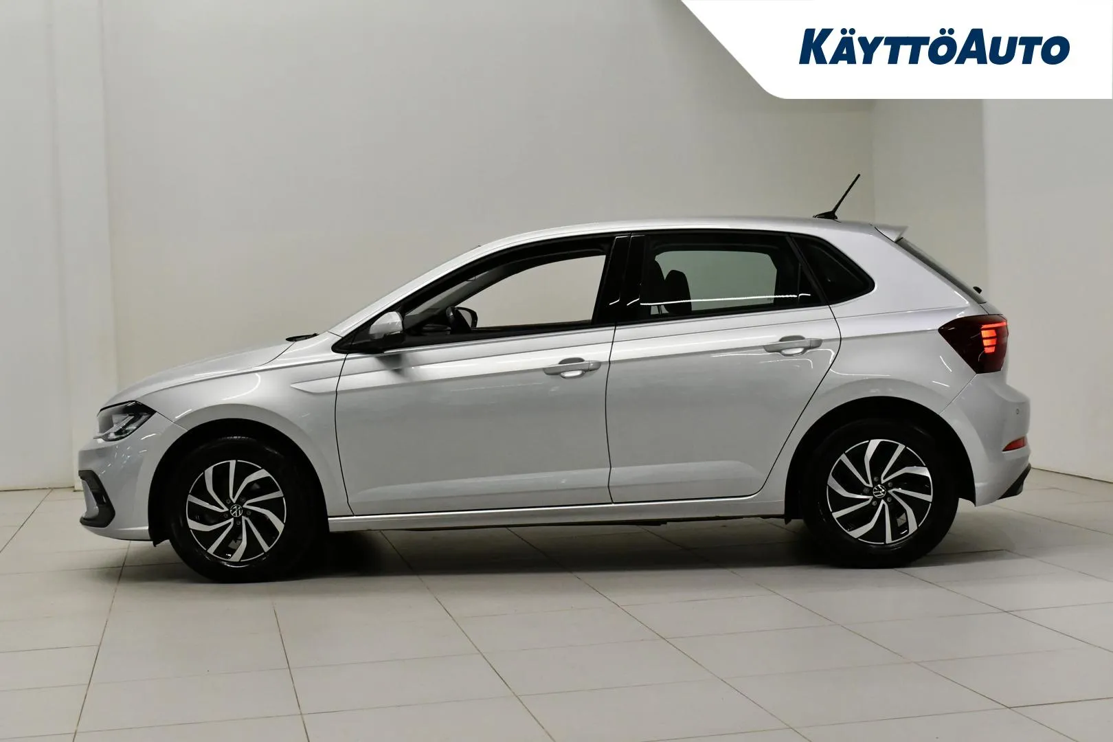 VOLKSWAGEN Polo OZF-855 carousel image
