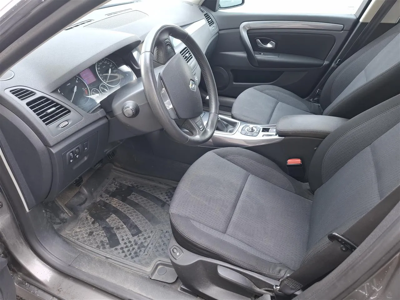 RENAULT Laguna RRG-567 carousel image