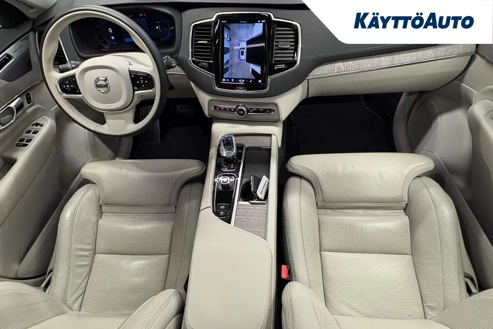 VOLVO XC90 NMS-932 carousel image