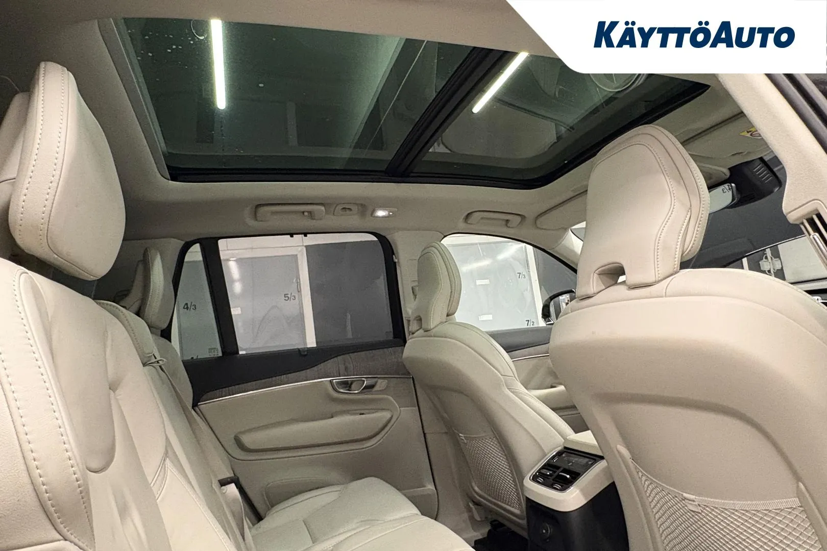 VOLVO XC90 NMS-932 carousel image