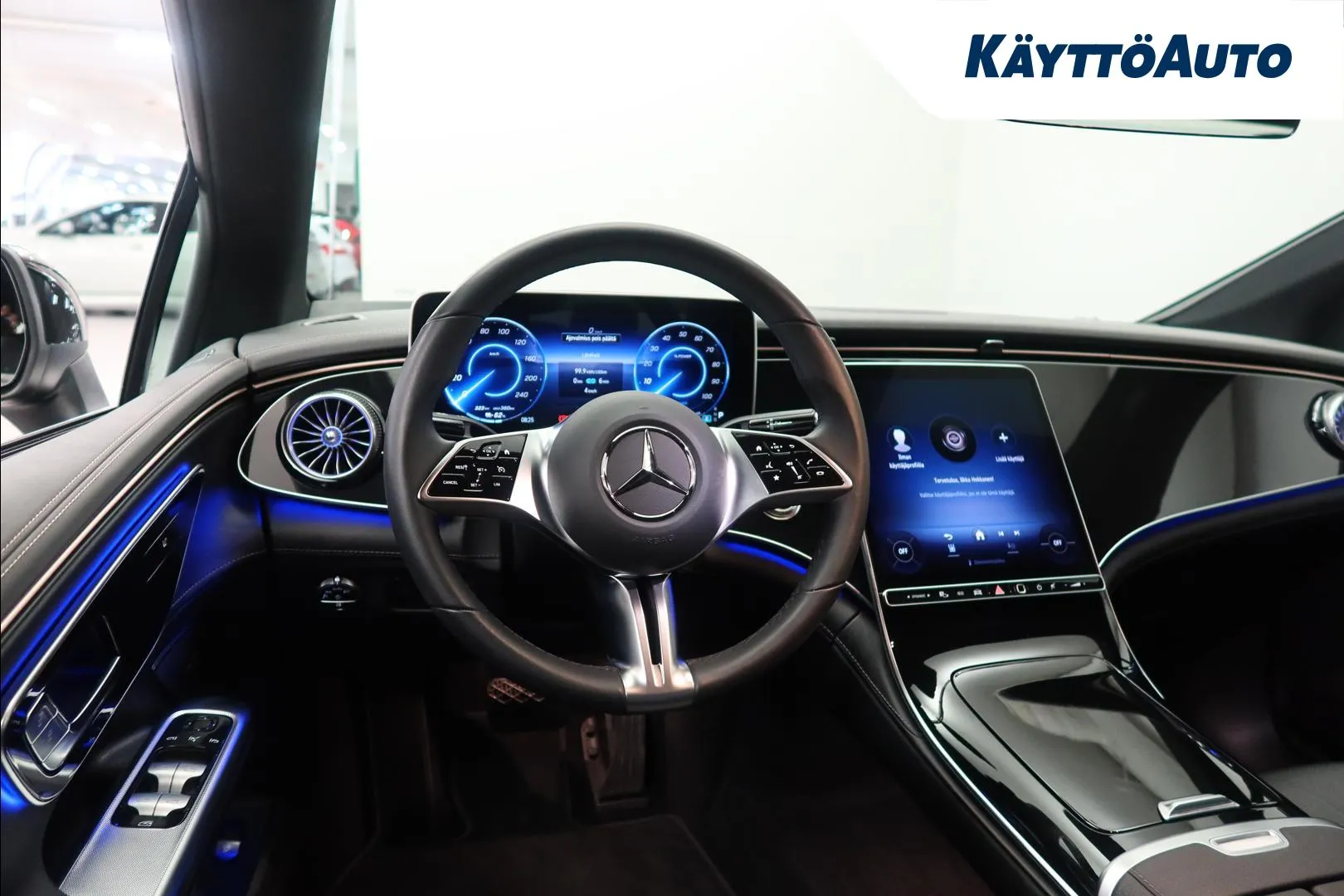 Mercedes-Benz EQE CRL-857 carousel image