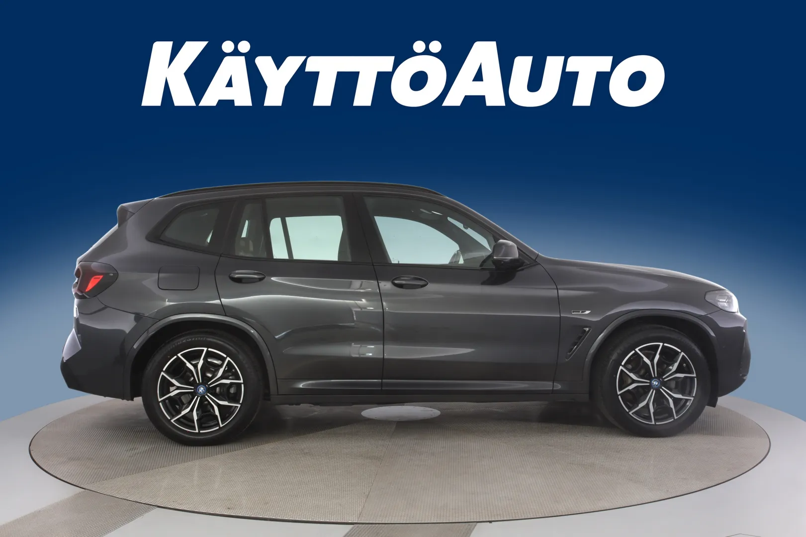 BMW X3 CRF-638 carousel image