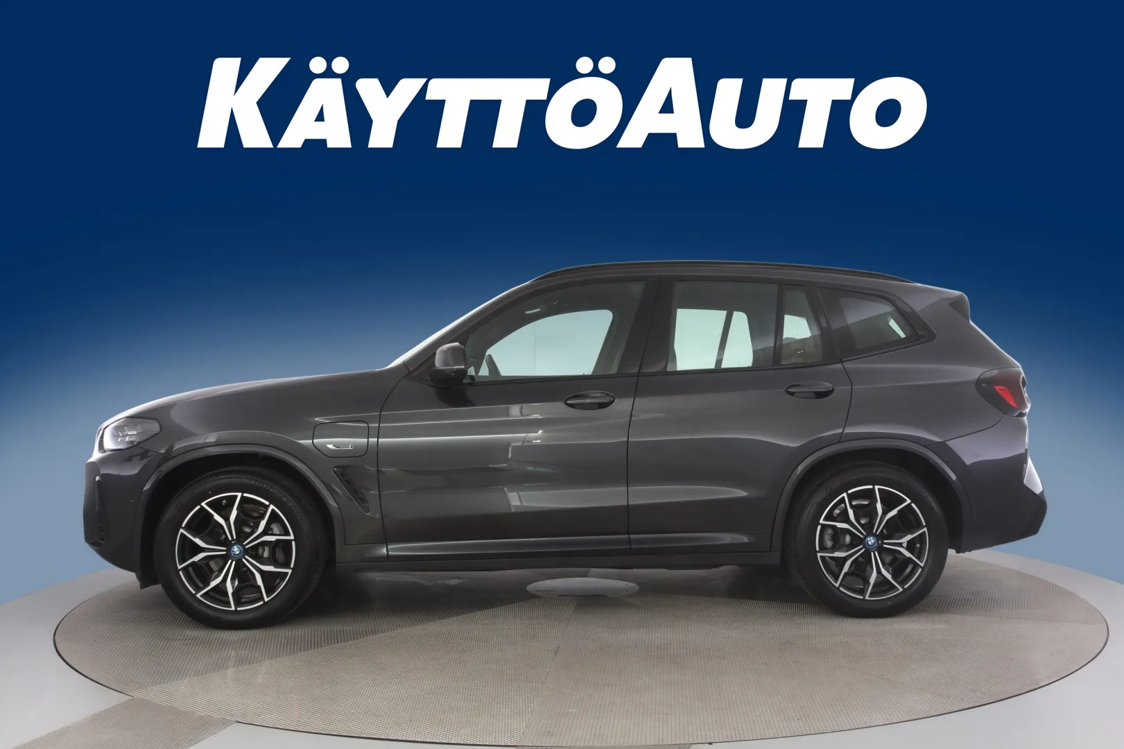BMW X3 CRF-638 carousel image