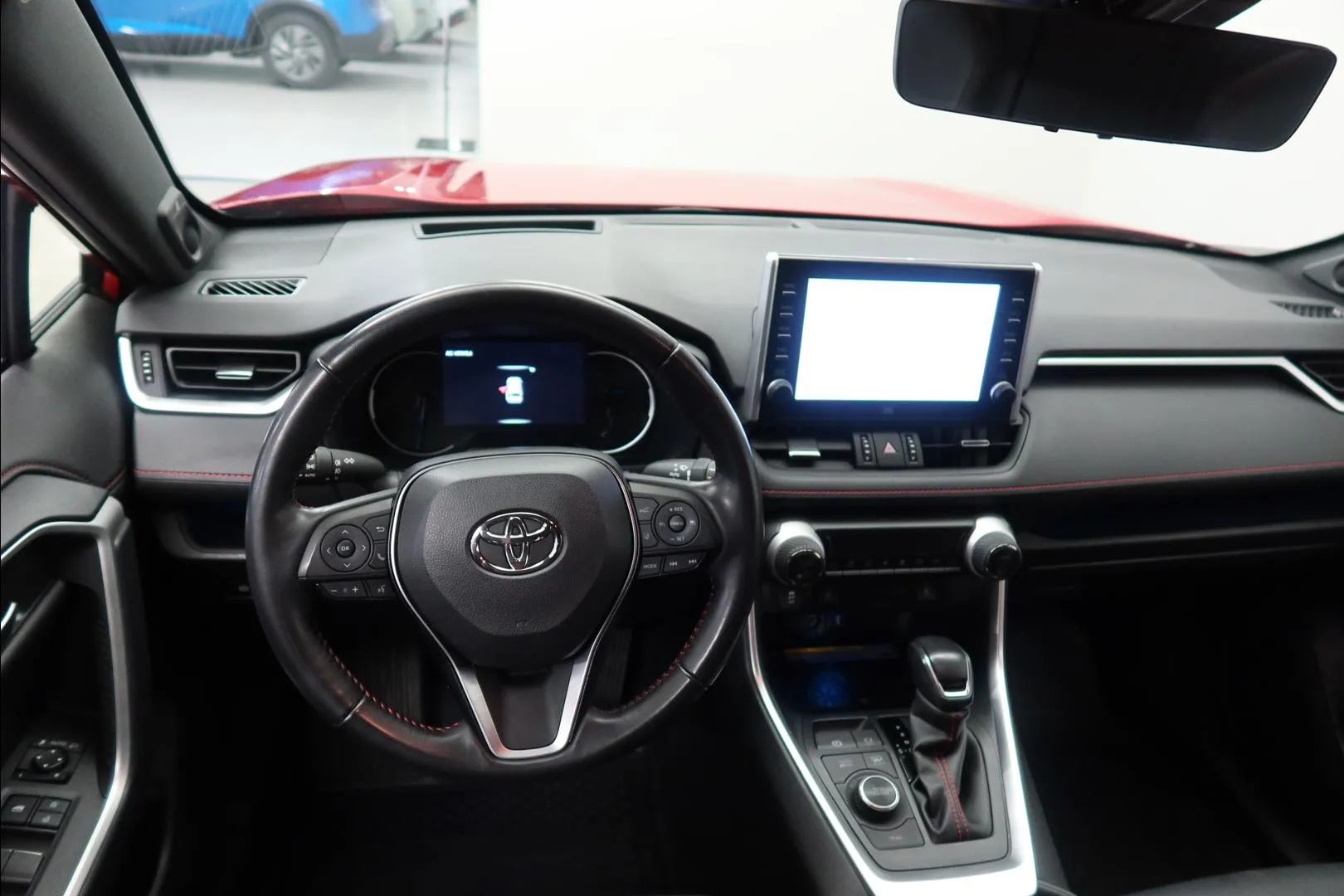 TOYOTA RAV4 Plug-in KUN-133 carousel image