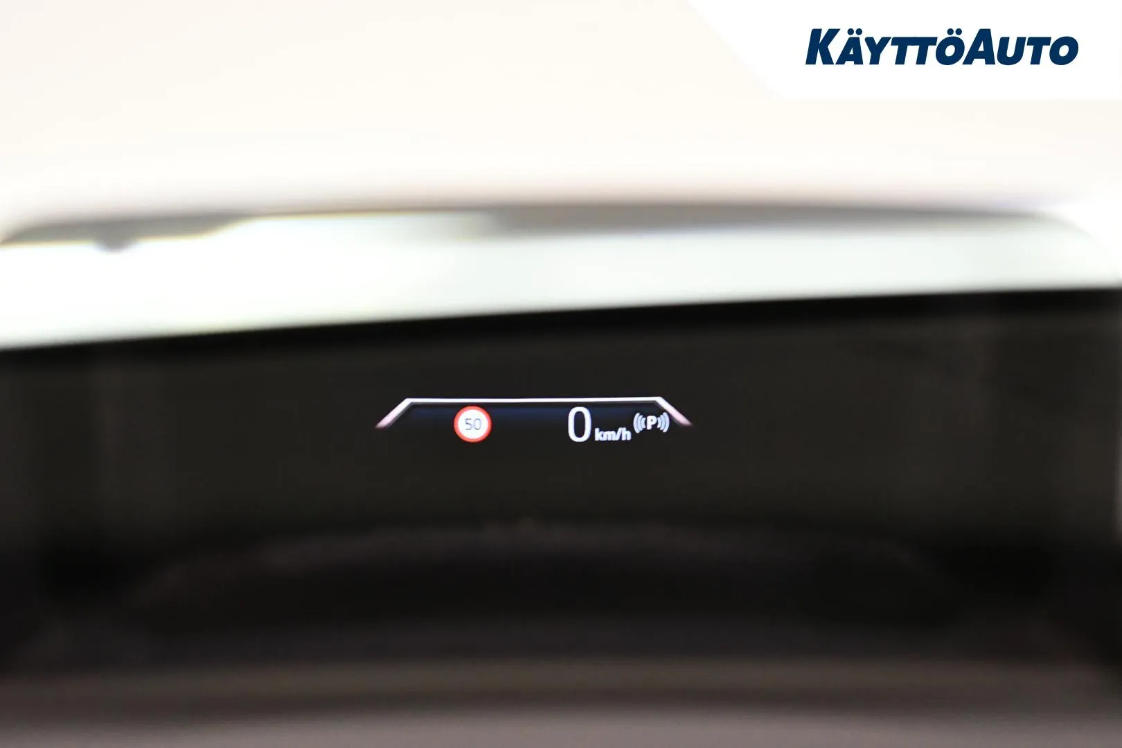 BMW 230 MOV-209 carousel image