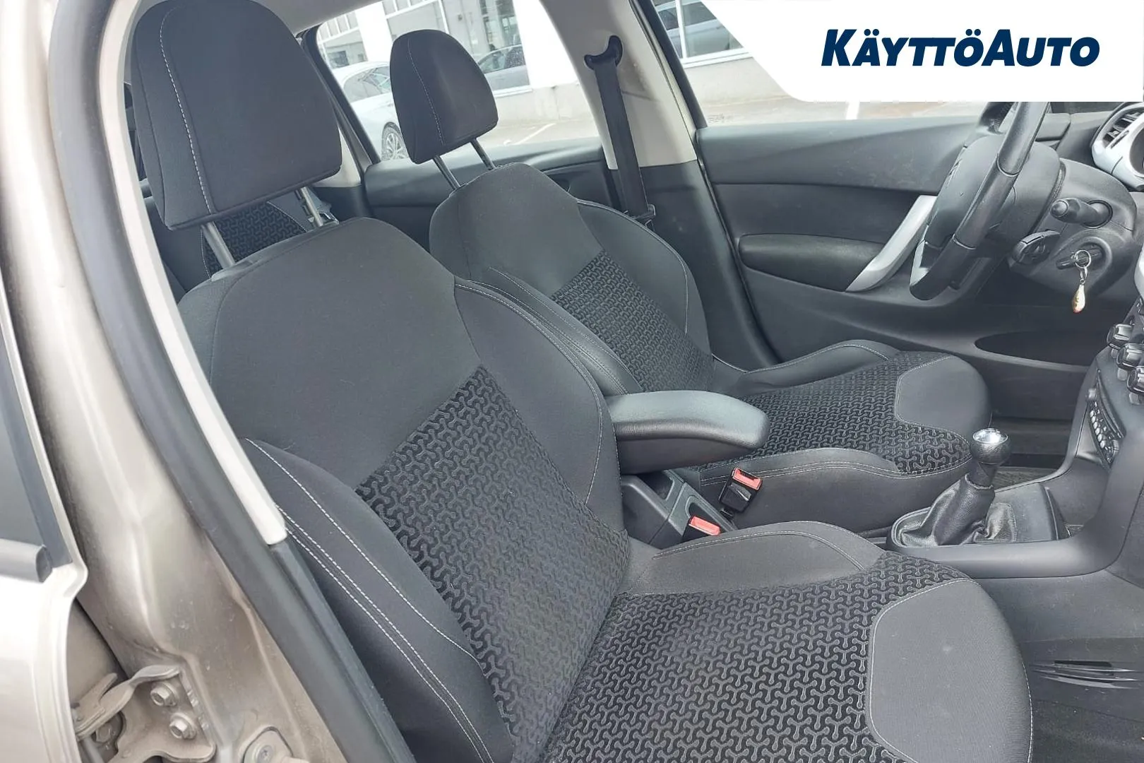 Citroen C3 YHO-351 carousel image