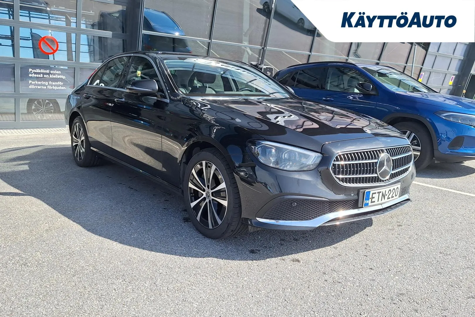 MERCEDES-BENZ E ETN-220 carousel image