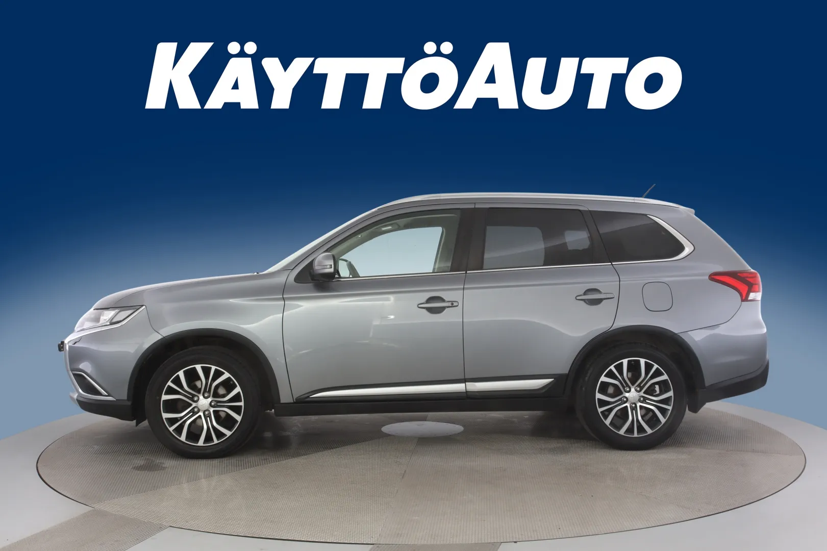 MITSUBISHI Outlander MMM-923 carousel image