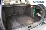 SKODA Octavia BXA-331 carousel thumbs