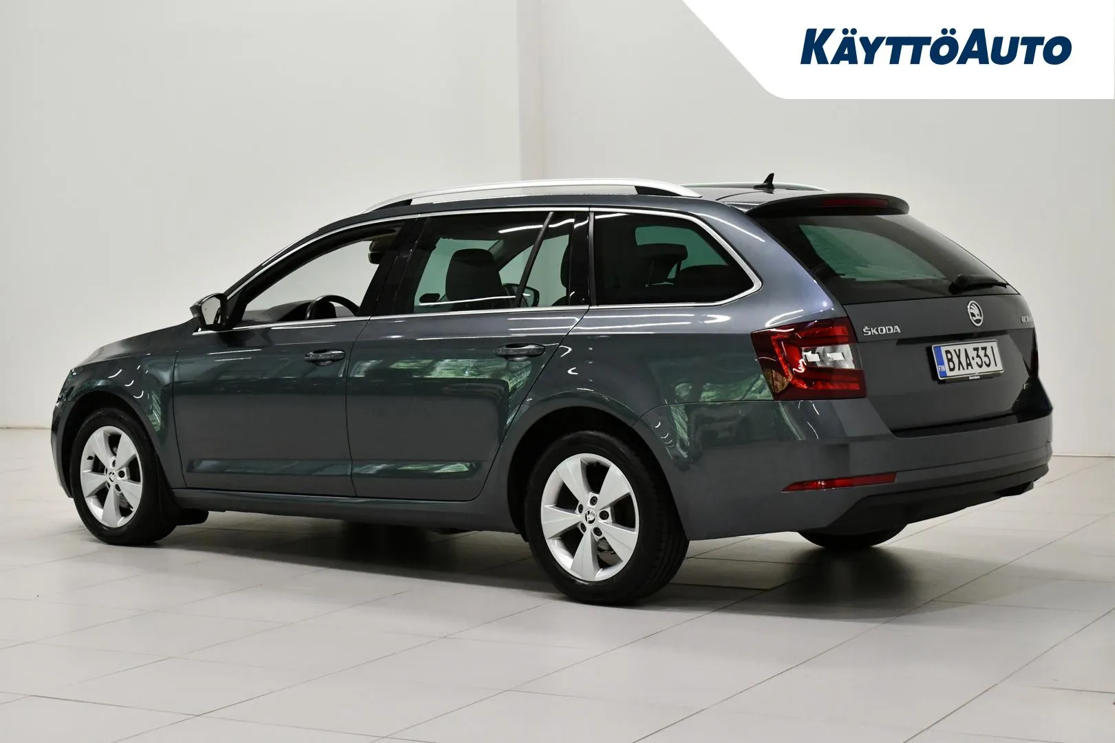 SKODA Octavia BXA-331 carousel image
