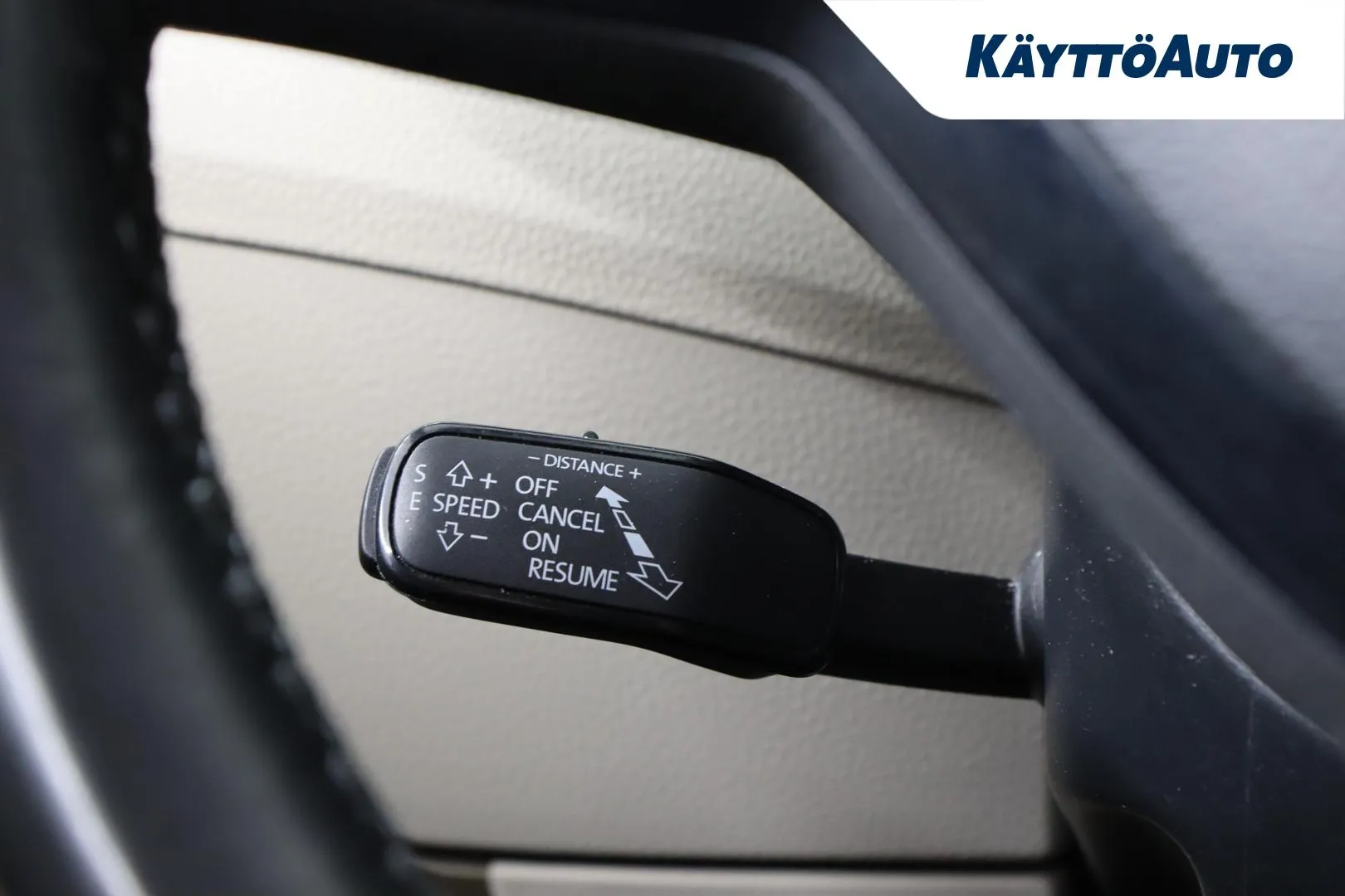SKODA Superb KNS-787 carousel image