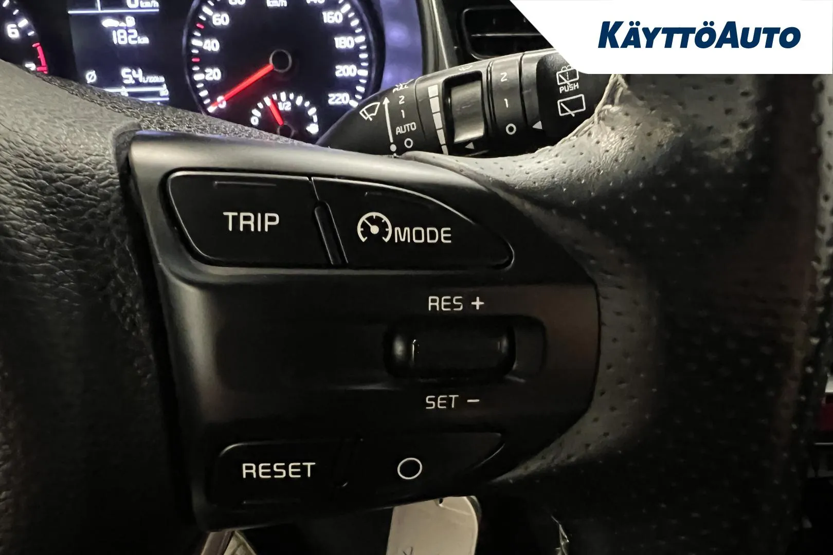 KIA Stonic CNT-793 carousel image