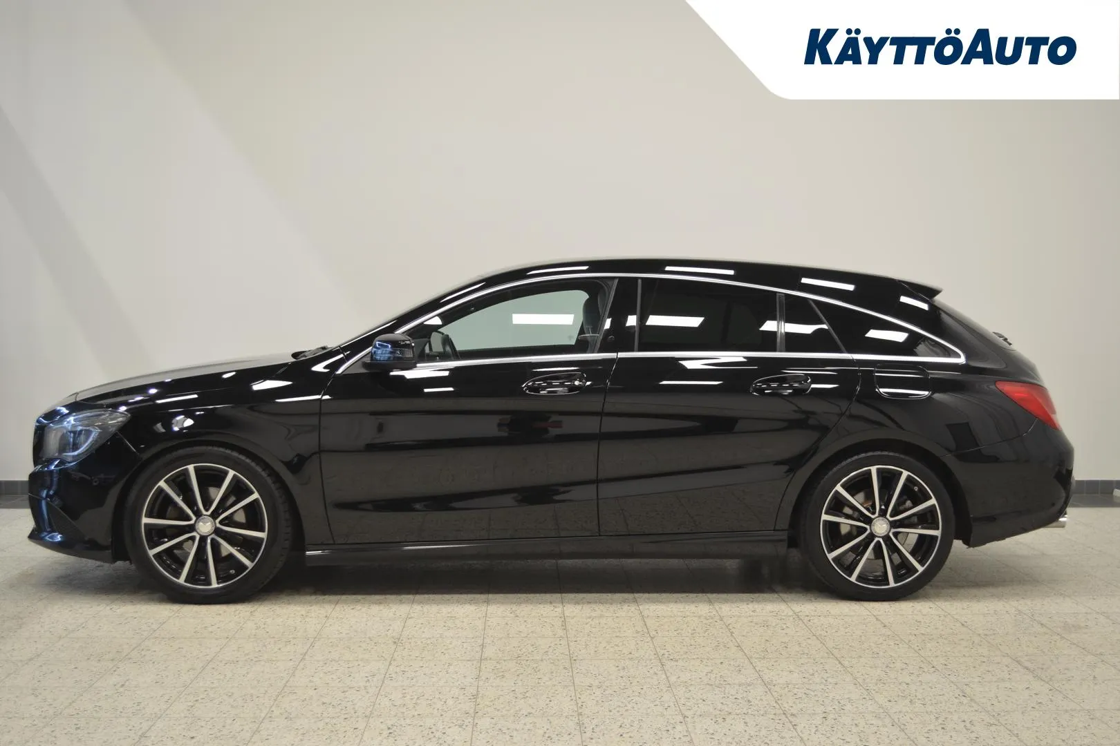 MERCEDES-BENZ CLA NLC-867 carousel image