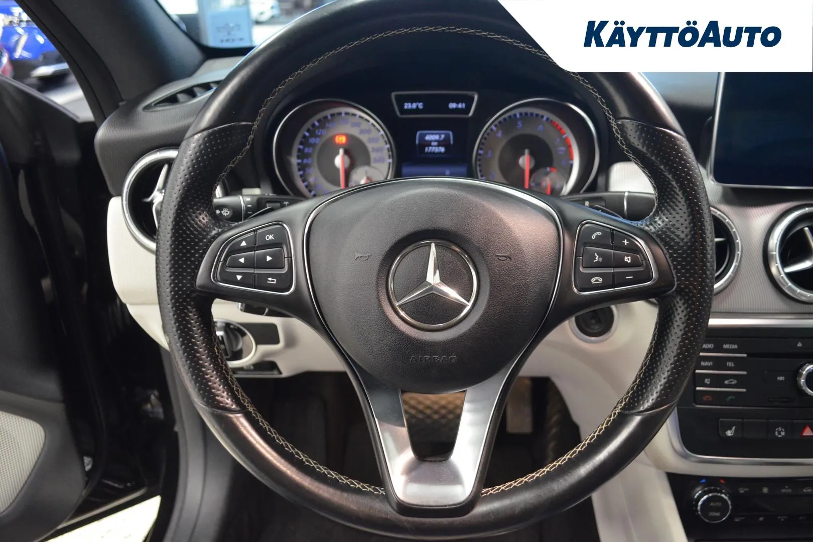 MERCEDES-BENZ CLA NLC-867 carousel image