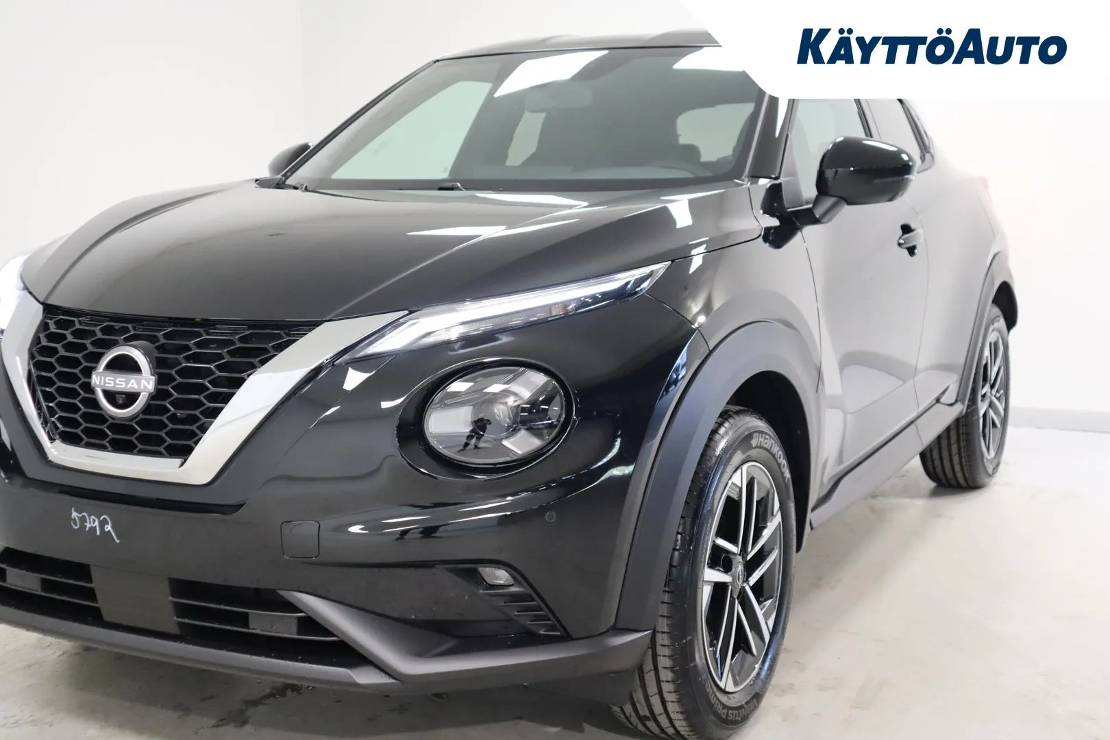 Nissan Juke GRJ-282 carousel image