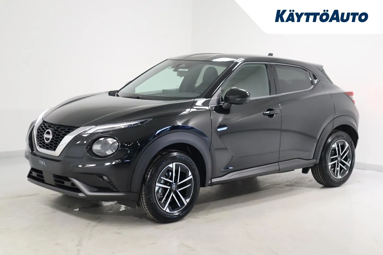 Nissan Juke GRJ-282 carousel image