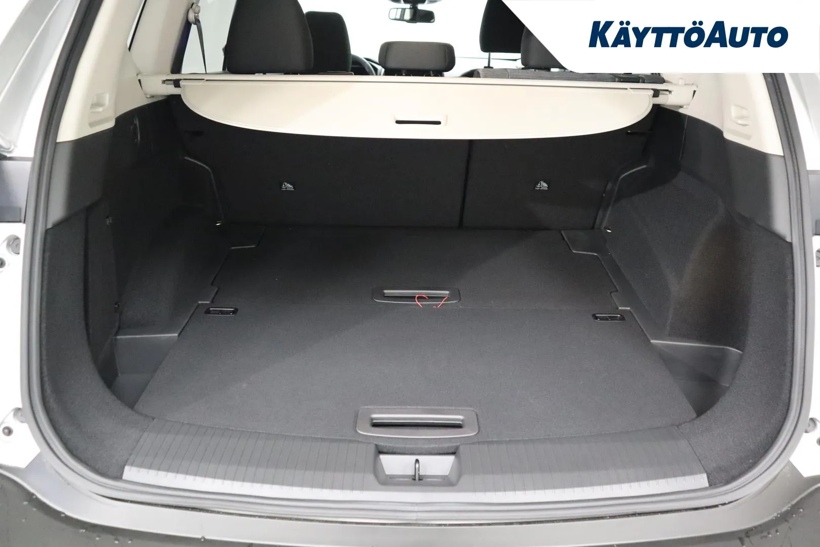 Nissan X-Trail XTJ-566 carousel image